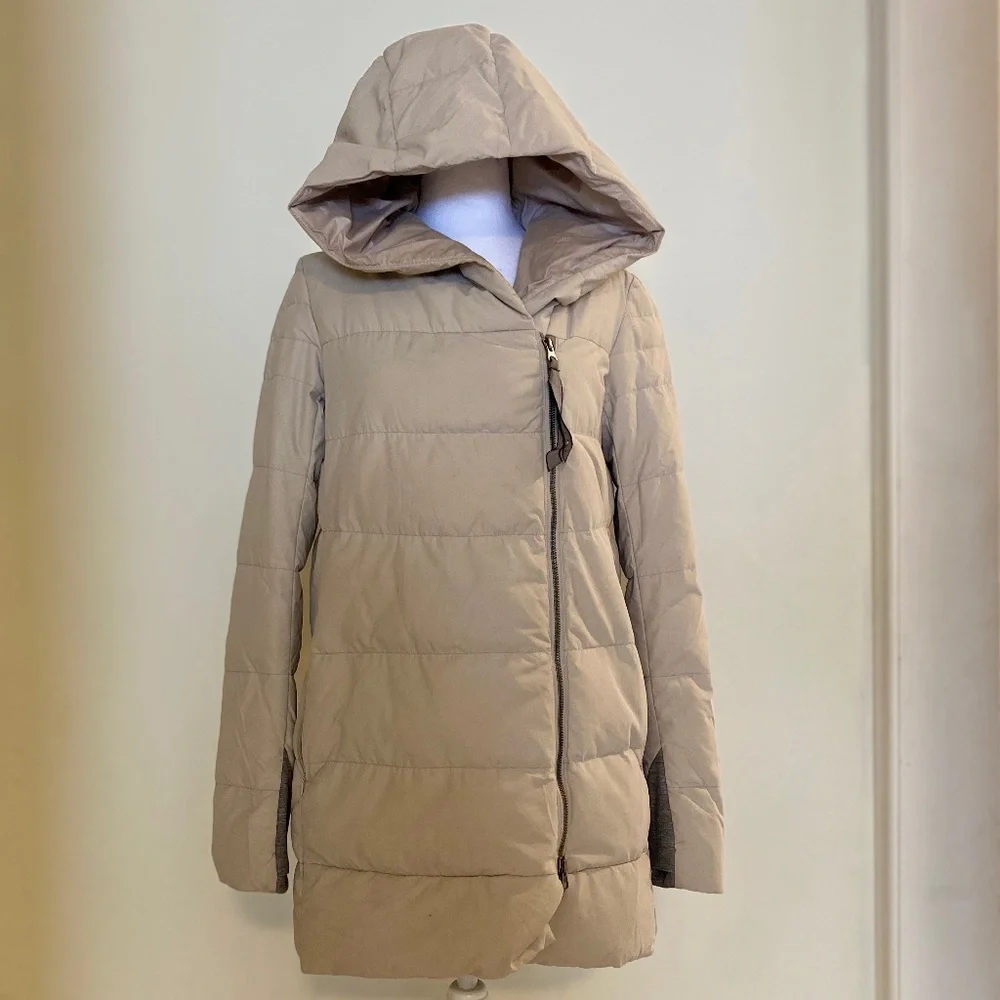 Lululemon Down Fall Coat – Women’s – Neutral Color – Lightweight & Warm - XS - Picture 1 of 11